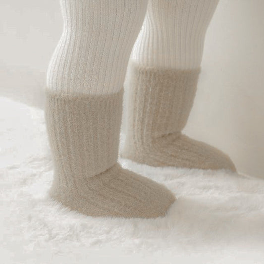 Creamy-white mink velvet socks